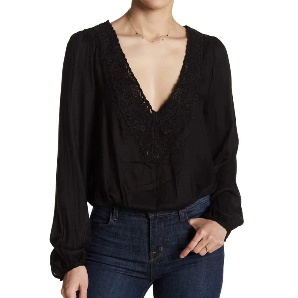 Free People Black Lace Trim Deep V-Neck Long Sleeve Boho Bodysuit Small NWOT
